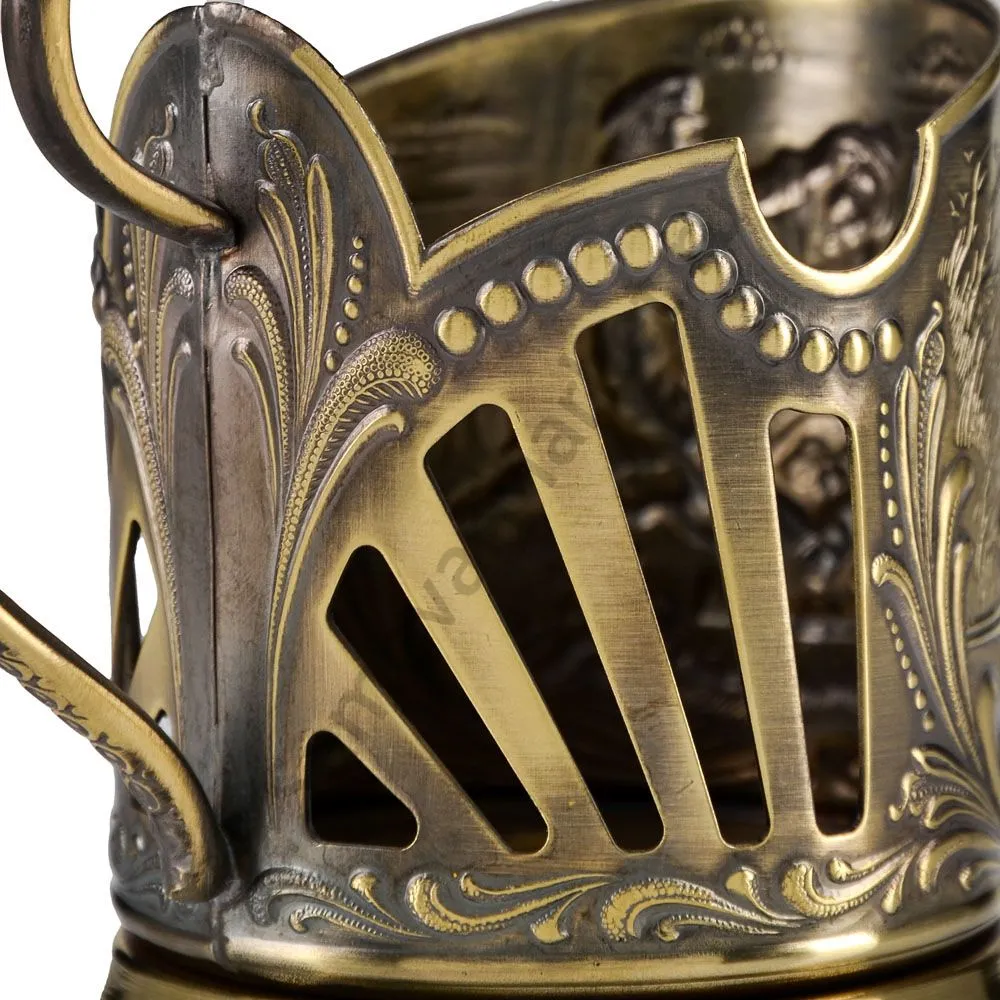 Подстаканник латунный «Охотники на привале» Подстаканник латунный «Охотники на привале»