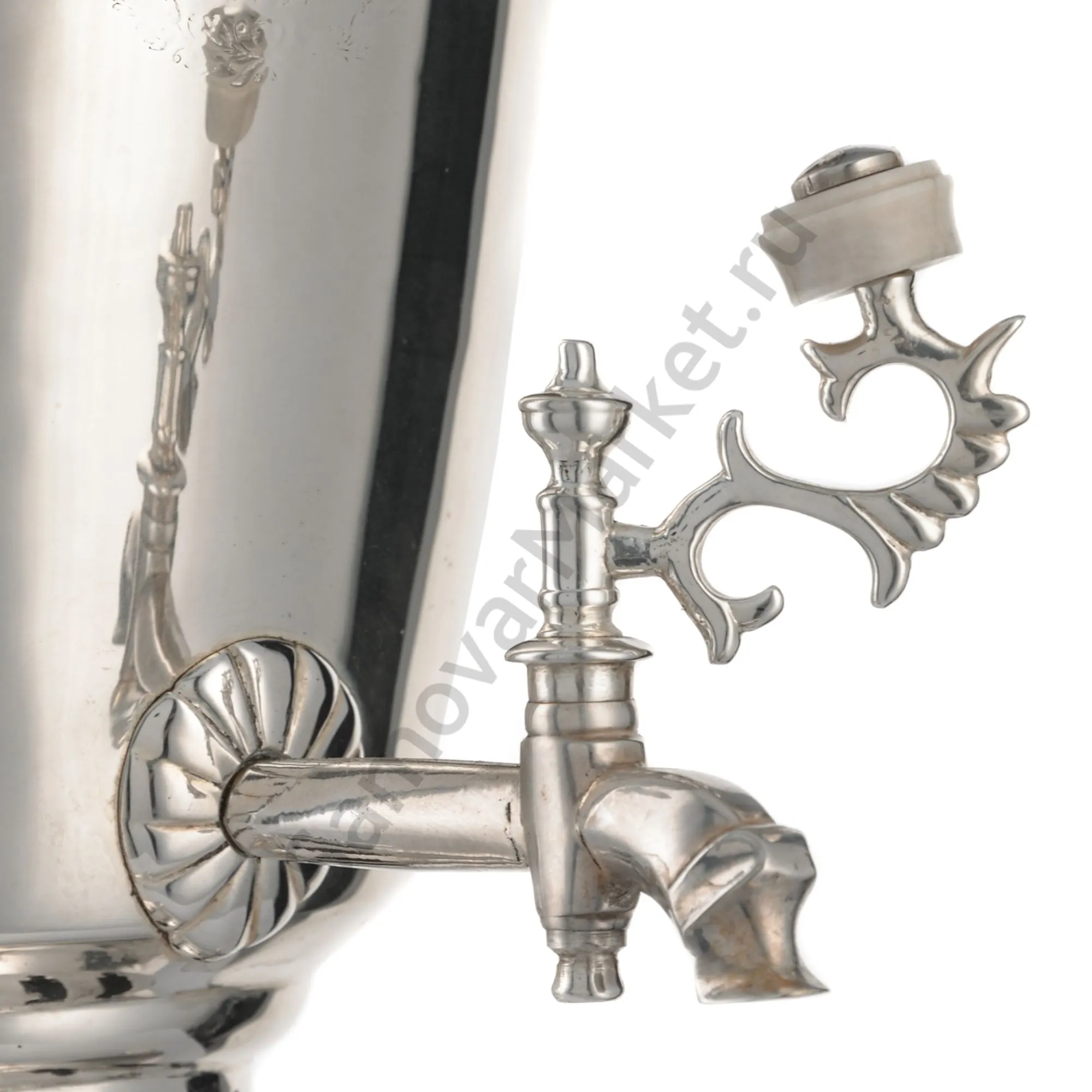 Самовар антикварный на дровах 1,1 литра формы «Рюмка» Романов,с трубой,фурнитура кость,посеребрённый