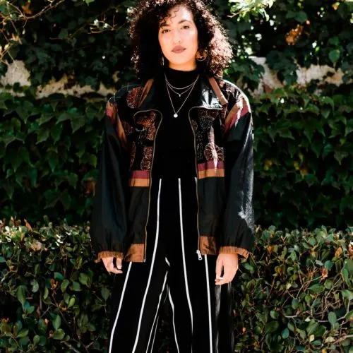 Черные замшевые брюки с полосками