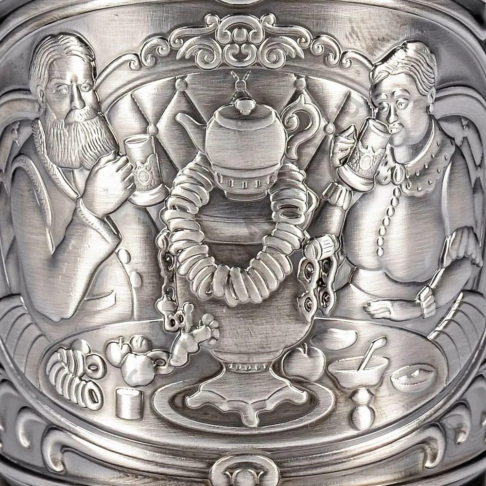 Подстаканник никелированный с чернью «Русское чаепитие» Подстаканник никелированный с чернью «Русское чаепитие»