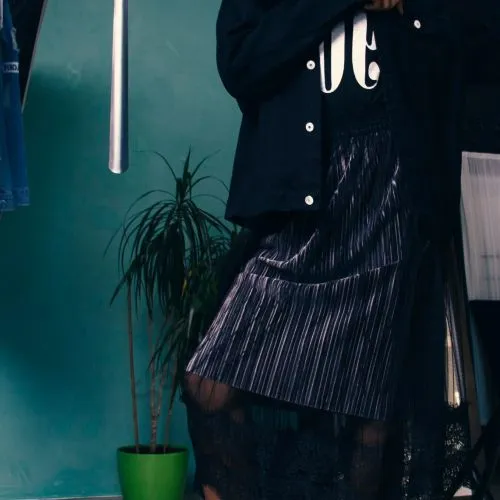 Черная замшевая юбка