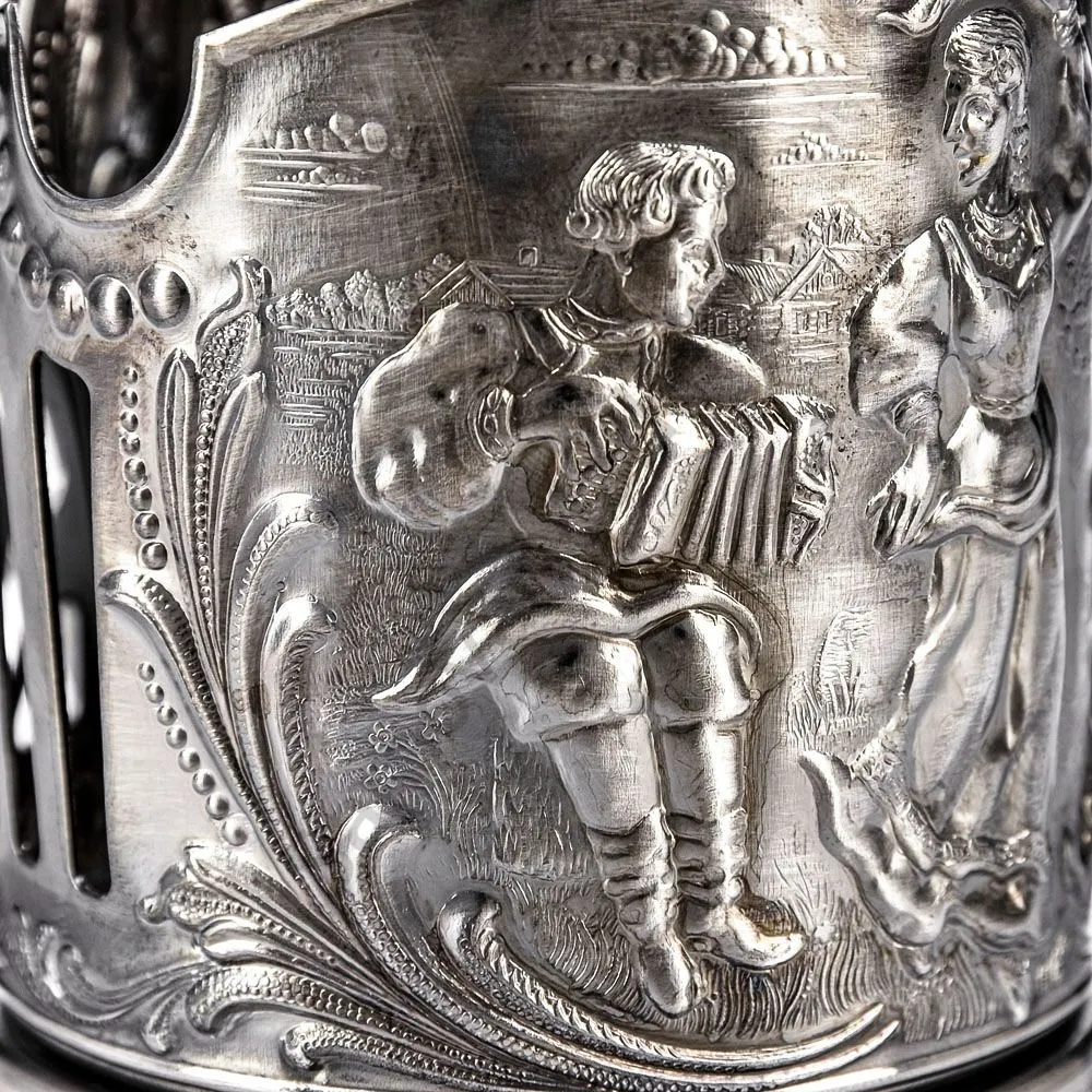 Подстаканник никелированный с чернью «Русские пляски» Подстаканник никелированный с чернью «Русские пляски»