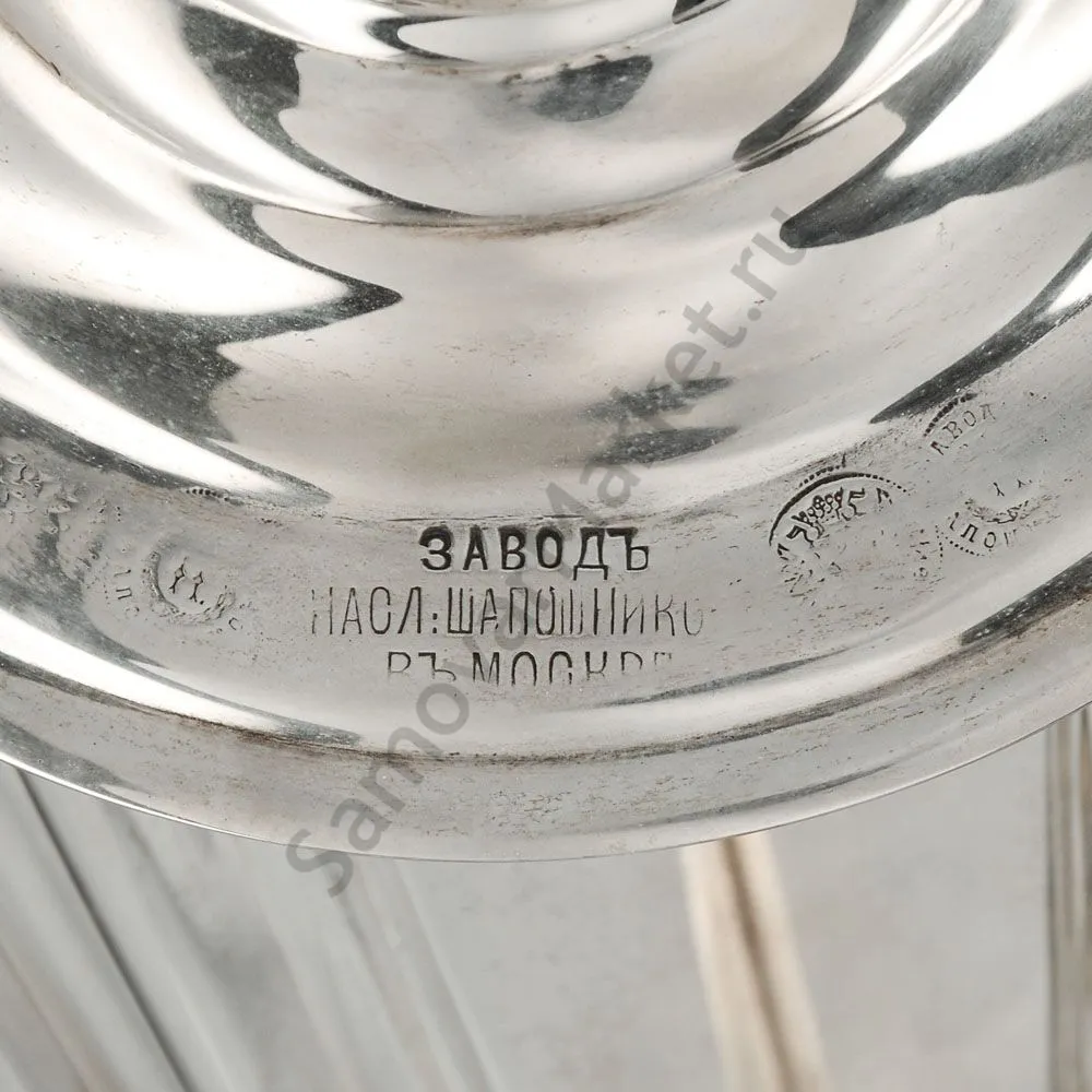 Самовар антикварный на дровах 4 литра формы «Рюмка» Шапошникова, фурнитура кость,посеребрённый Самовар антикварный на дровах 4 литра формы «Рюмка» Шапошникова, фурнитура кость,посеребрённый