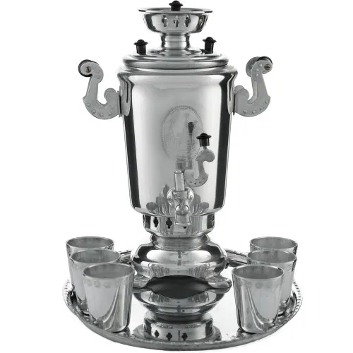 Самовар сувенирный с рюмками и подносом, Кремль, винтаж, серебристый Самовар сувенирный с рюмками и подносом, Кремль, винтаж, серебристый